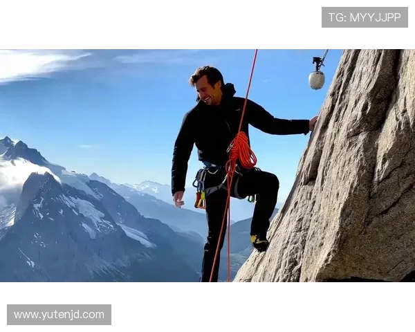 上海极限运动队战术争议引发热议探讨运动员表现与团队协作的平衡 上海极限运动队战术争议引发热议探讨运动员表现与团队协作的平衡