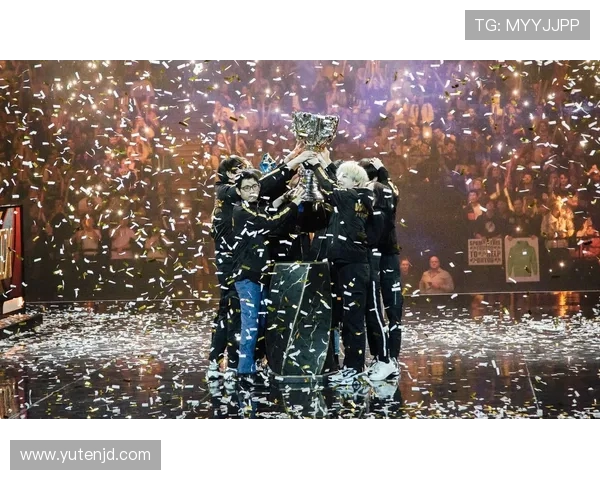 FPX勇闯挑战者杯的奋斗历程与荣耀时刻全景回顾 FPX勇闯挑战者杯的奋斗历程与荣耀时刻全景回顾