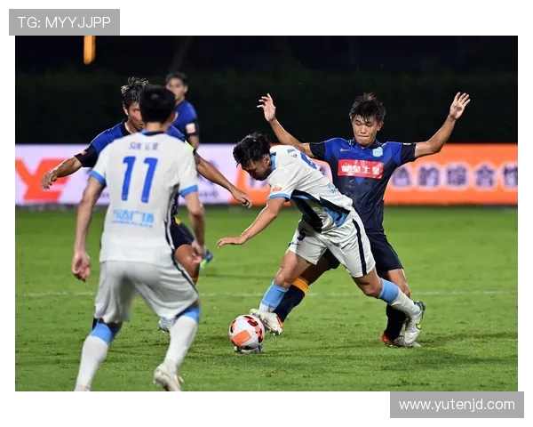 广州足球队在世界锦标赛中的团队协作表现分析与点评 广州足球队在世界锦标赛中的团队协作表现分析与点评