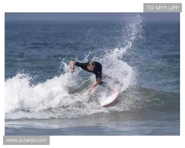 武汉攀岩队以80分稳居攀岩联赛积分榜首位展现强劲实力 武汉攀岩队以80分稳居攀岩联赛积分榜首位展现强劲实力