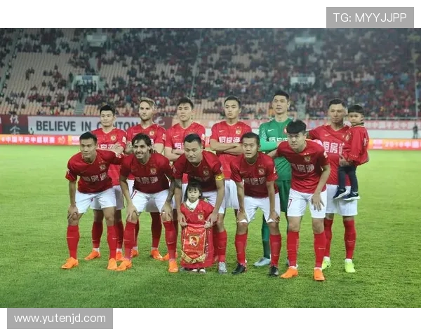 亚泰与恒大历史交锋回顾及战绩分析揭示双方对决的精彩瞬间