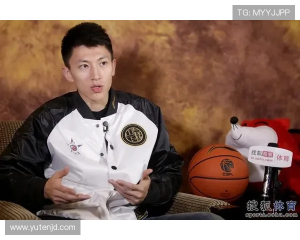 刘晓宇的篮球之路：从青涩少年到职业明星的成长历程与心路历程