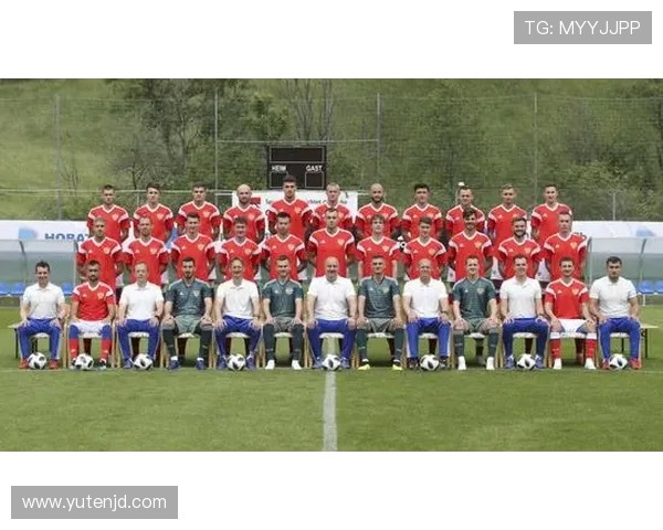 莫斯科中央陆军迎战强敌全力争胜展现球队实力与斗志