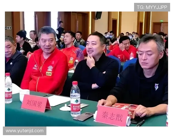 南京飞盘队战术之争引发热议球迷与教练观点大相径庭