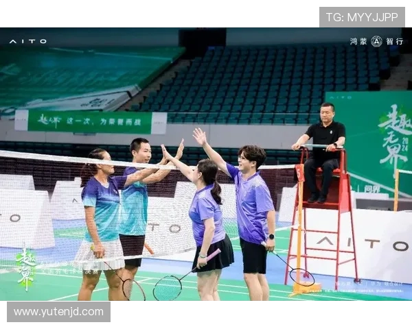 成都羽毛球队精英赛精彩配合点评展现团队默契与实力