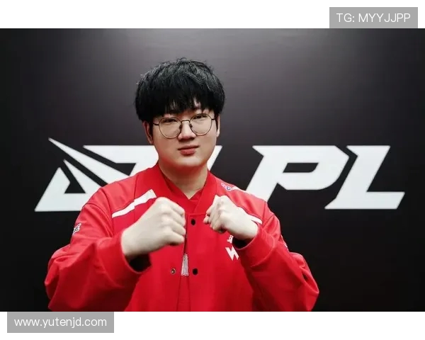 WE逆袭之路：冠军杯背后的奋斗与荣耀故事