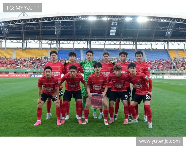 成都足球队意识表现的数据分析与战术研究探讨